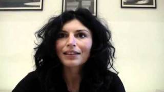 Sanremo 2011  Giusy Ferreri presenta quotIl mare immensoquot [upl. by Jacquenetta635]