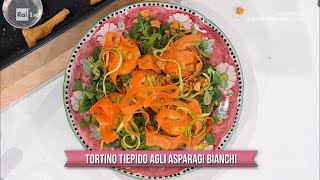 Tortino tiepido agli asparagi bianchi  E sempre Mezzogiorno 02042021 [upl. by Moreen312]