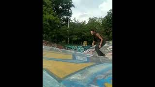 2 insane tricks at the skatepark IG legumbressk8 [upl. by Ytirahs223]