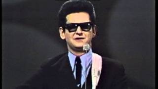 Roy Orbison  London Palladium performance 1966 [upl. by Reffinnej]