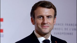 Hanouka à lÉlysée  Les drôles de pas d’Emmanuel Macron [upl. by Sink]