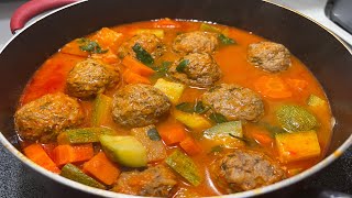 Albóndigas en caldillos de chipotle receta mexicana 😋 [upl. by Gannon]