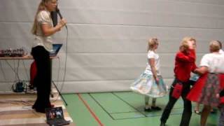 Swedish squaredancecaller Anna Johansson sings Independence Day [upl. by Ayerdna]