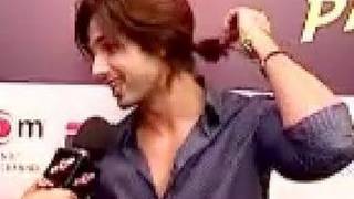 Shahid Kapoor sports a ponytail like Shahrukh Khan [upl. by Lyontine]