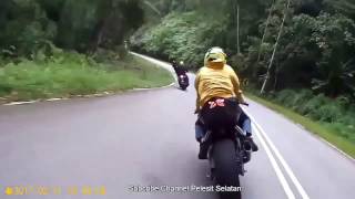 Abang Y15ZR Naik Hantu Terus Tapau Superbike 2 Biji Time Corner [upl. by Trojan220]