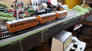 Hattons Originals Genesis 4 Wheel Coaches  GER Chocolate Brown [upl. by Syla586]