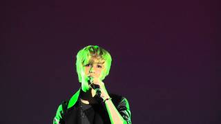 111103 SHINee In London  07 Ill Do Well TaeMin Solo [upl. by Esirehc318]