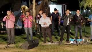 Lenin Ramirez Ft Banda La Conquista  La Vida Del Changuit0 En Vivo 2014 [upl. by Kurzawa]