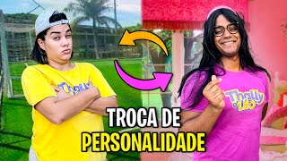 TROCAMOS DE PERSONALIDADE POR 24 HORAS  Deu muito ruim [upl. by Rashida442]