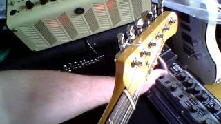 Yamaha THR10 vs Roland Cube 60 TEST DEMO w Fender Roadhouse Stratocaster [upl. by Itoc]