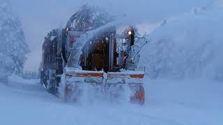 Schneefräse der Harzer Schmalspurbahn Train Snowblower [upl. by Aneelas811]