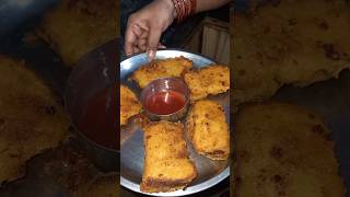 Bread pakodha🍞shortsfeed viralvideo cookingyoutubeshort [upl. by Amil]