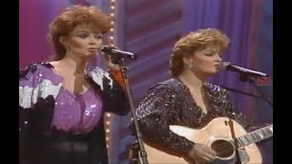 The Judds  Love is Alive with Orchestra 1985 [upl. by Eiramyma720]