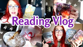 Reading Vlog Lisa Kleypas an older fantasy romance and publishing rebranding old books [upl. by Ynnus]