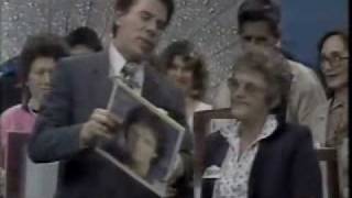 Programa Silvio Santos Qual é a musica SBT 1989 [upl. by Mcwilliams]