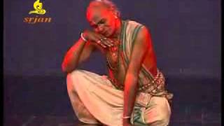 Kelucharan Mohapatra Odissi Dance Gita Govinda Rati Sukha Sare [upl. by Gnohp]