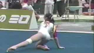 Aurelia Dobre  1988 Chunichi Cup  FX [upl. by Notrem]