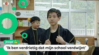 Steeds minder kinderen in Japan duizenden scholen dicht [upl. by Nayra]