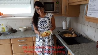 De Indonesische keuken Maureen Nasi Goreng [upl. by Mathre371]