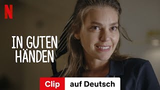 In guten Händen Clip  Trailer auf Deutsch  Netflix [upl. by Kcirdnekel]