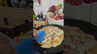 Basi roti se banaya cheesy vegetable pizza omelette pizzacravings pizzaomelette shorts youtube [upl. by Yenffit115]