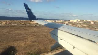 Atterraggio a Lampedusa LICD sulla pista 26 con Boeing 737800 della compagnia aerea Blue Panorama [upl. by Ymirej]