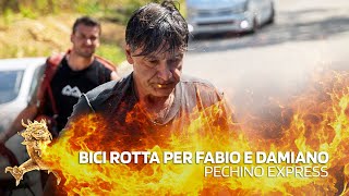 Fabio e Damiano rimangono senza bici durante la prova  Pechino Express [upl. by Ahsienom352]