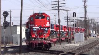 2182013 Muncie IN  NS train with 10 new narrow guage engines followed by a CSX coal train [upl. by Dawkins]