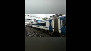 20901 Vande Bharat beautifully arrives at Vapi Station trains indianrailways [upl. by Pauiie342]