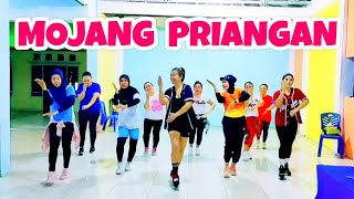 MOJANG PRIANGAN  TIKTOK VIRAL  SENAM KREASI  CHOREO ZIN CHICIE [upl. by Vachell869]