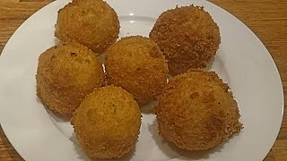 Lekker recept voor zelfgemaakte bitterballen [upl. by Atilemrac]