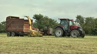 RARE New Holland 525 Drag chopper with Engine Case IH 130 Tractor 260624 [upl. by Sugden91]