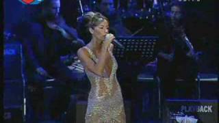 Gülşen  İlgilenmiyorum Canlı Rumeli Hisarı Konserleri 2007 [upl. by Nayllij]