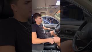 HOMENS ENTRANDO NO CARRO irmaosscribel humor shorts [upl. by Reiner746]