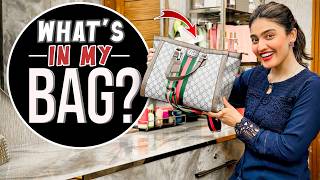 WHATS IN MY BAG  ft IQRA KANWAL 😍👜  Sistrology [upl. by Reave]