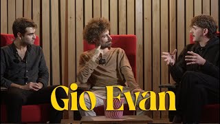 Gio Evan riparte la nuova stagione di Alcazar OFF tra poesia e musica [upl. by Rosalind49]