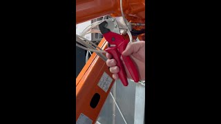 KNIPEX 90 10 185 pipe cutter [upl. by Eetnwahs326]