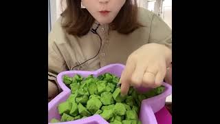 Asmr hard ice eating eat ice cubes green ice eating [upl. by Coffee753]