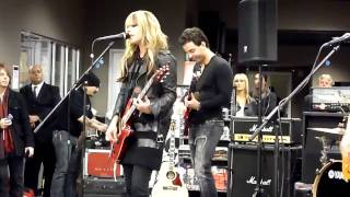 Orianthi  Feels Like Home to According To You Livemp4 [upl. by Wanonah]