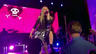 Avril Lavigne  Girlfriend Live 2019  Paramount Theatre [upl. by Olney578]