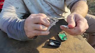 how to change the battery in a Hyundai Suv with key inside remote key fob wont unlock doors or weak [upl. by Mathian]