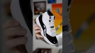 REVIEWING THE AIR JORDAN 11 GRATITUDE SNEAKERS IN UNDER 60 SECONDS [upl. by Ula]