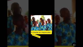 Voici ce qu’on appelle chanter en majuscules funnyvideo viralshort viralvideo funny comedy [upl. by Delly616]