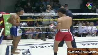 Bovy Sor Kor Suhaigym vs Jampatong Sor Somboon [upl. by Mallorie]