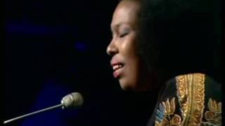 ROBERTA FLACK  FIRST TIME EVER I SAW YOUR FACE 1972 HD [upl. by Eelsew]