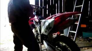 Motocross Matenience How to change the spark plug Part 1 [upl. by Marks]