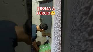 ENCERRAMOS A FURCIO EN EL BAÑO 😅 youtubeshorts shorts humor funnyshorts [upl. by Warga]