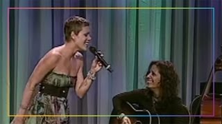 Pink and Linda Perrys Impromptu Acoustic Performance of quotWhats Upquot  LA LGBT Center [upl. by Frendel793]