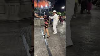 Una am ejecución iMPECABLE bailando mambo  danzón music famosos lapulgadealamo usa mexico [upl. by Rednasyl265]