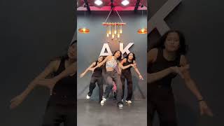 Dil le gayi ❤️😁 dance dancevideo trendingshorts trendingvideo [upl. by Suraved]